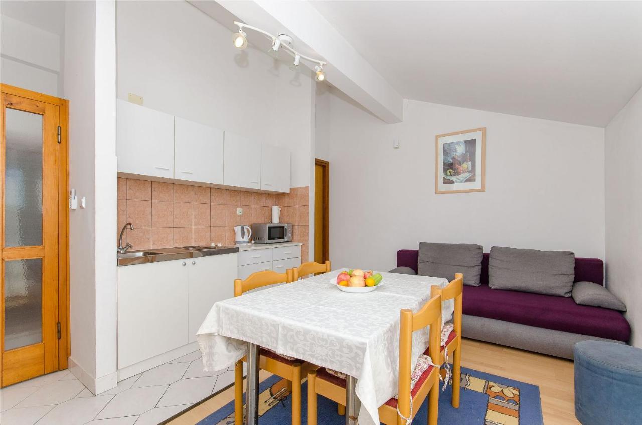 Apartments Zoran Drvenik  Exterior photo